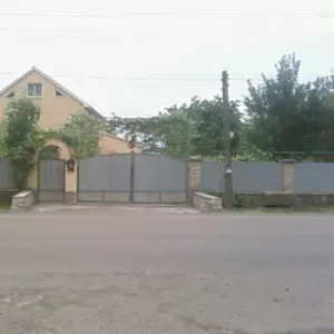 Пригород Ужгорода Продам два дома на одном большом участке