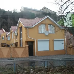 Продам жилищный комплекс в Ужгороде