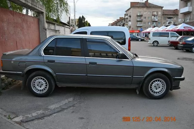 Продам автомобиль BMW 318 i 6