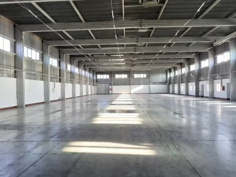 Производственно - складские помещения площадью 2650 м2 и 700 м2 офисов 5