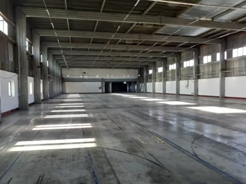 Производственно - складские помещения площадью 2650 м2 и 700 м2 офисов 2